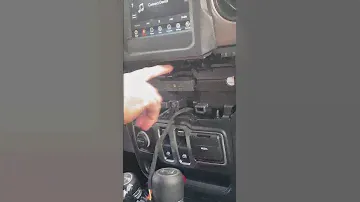 2019 Jeep Wrangler radio removal