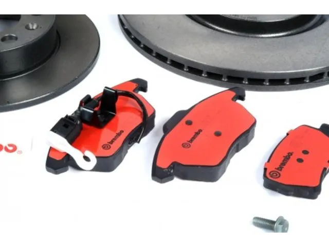 Jeep Wrangler 07 Колодки тормозные передние Brembo Performance Premium Ceramic
