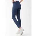 Джинсы для женщин Wrangler Blue Star.