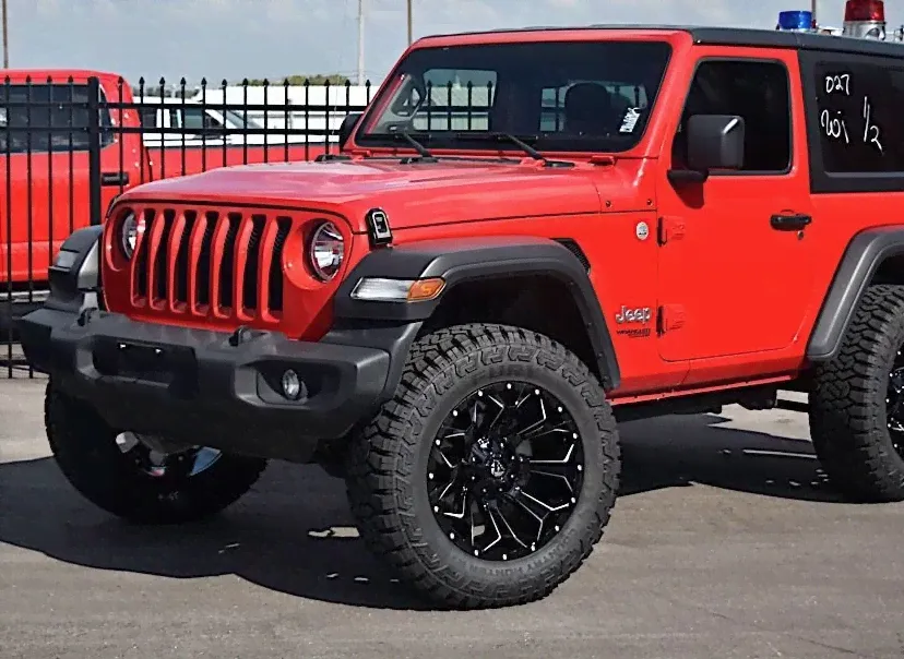 Диски Fuel D576 R20 - оригинал на Jeep Wrangler