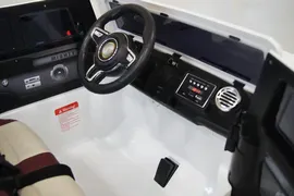 Электромобиль RiverToys Jeep Wrangler O999OO