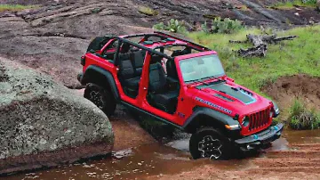 2022 Jeep Wrangler Rubicon (4xe) The jungle vehicle! walkaround review and Off-Road driving!