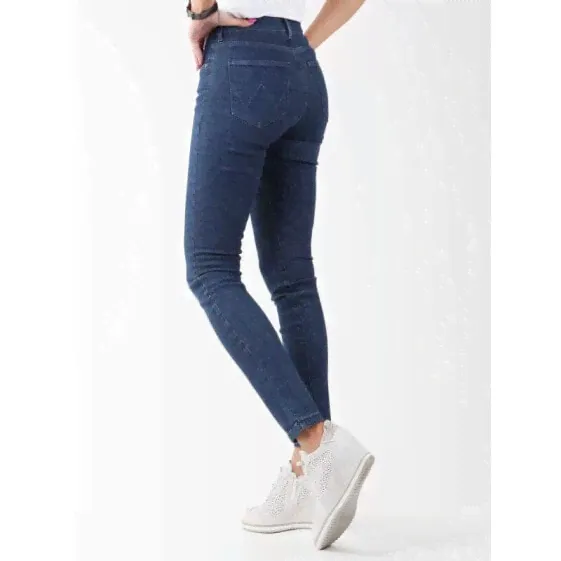 Джинсы для женщин Wrangler Blue Star.-0