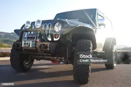 Jeep Wrangler — стоковые фотографии и другие картинки Jeep Wrangler - Jeep Wrangler, Вид спереди, 4х4
