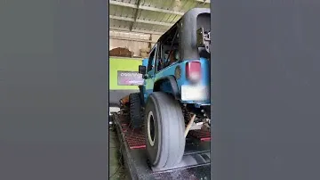 2017 Jeep JK Ripp Supercharger Manual Trans 4:88 gears Dyno PULL 318HP to the tires on 40"
