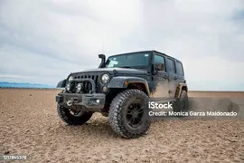 Jeep Wrangler Фотографии На Пустынном Ландшафте — стоковые фотографии и другие картинки Jeep Wrangler - Jeep Wrangler, Ландшафт, Пустыня