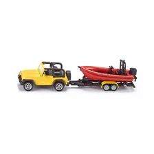 Машина Jeep Wrangler с лодкой
