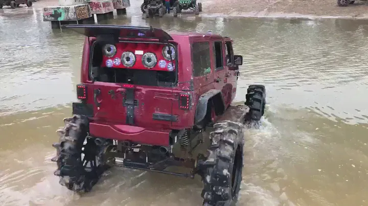 J loud in Jeep wrangler