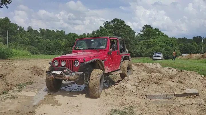 Jeep Wrangler TJ SHOWDOWN: 33s V 35s V 37s. Which tire size is best for the TJ Wrangler off road?